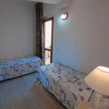 Διαμέρισμα Trilocale Cala Petralana